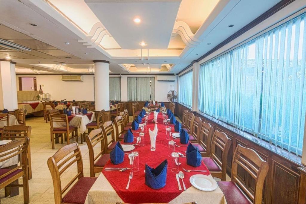 Hotel Sea Crown Cox's Bazar Exteriér fotografie